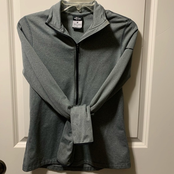 NIKE PRO DRI-FIT gray athletic pull over - Picture 4 of 10